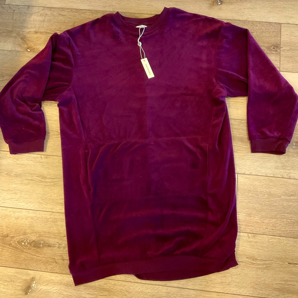 🆕Velvet sweatshirt dress, oversized, size Large